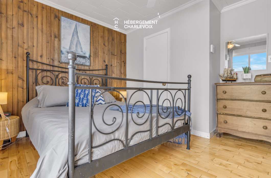 CHIC-645 - Maison avec vue imprenable sur le fleuve
